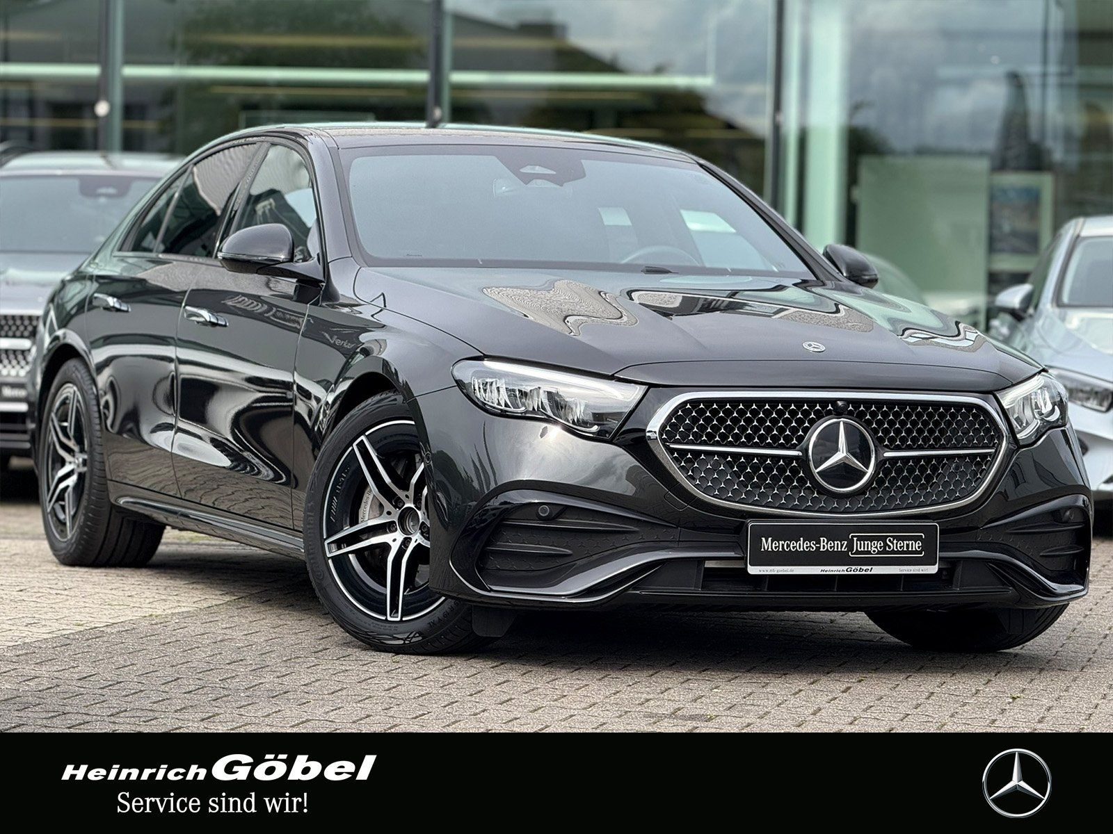 Fahrzeugabbildung Mercedes-Benz E 220 d AMG*DISTRONIC*TOTWINKEL*KEYLESS*AMBIENTE