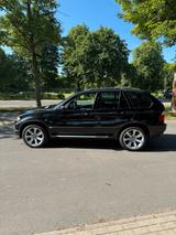 BMW E53 X5 4,4 Facelift - BMW X5 aus 2005: 4.4