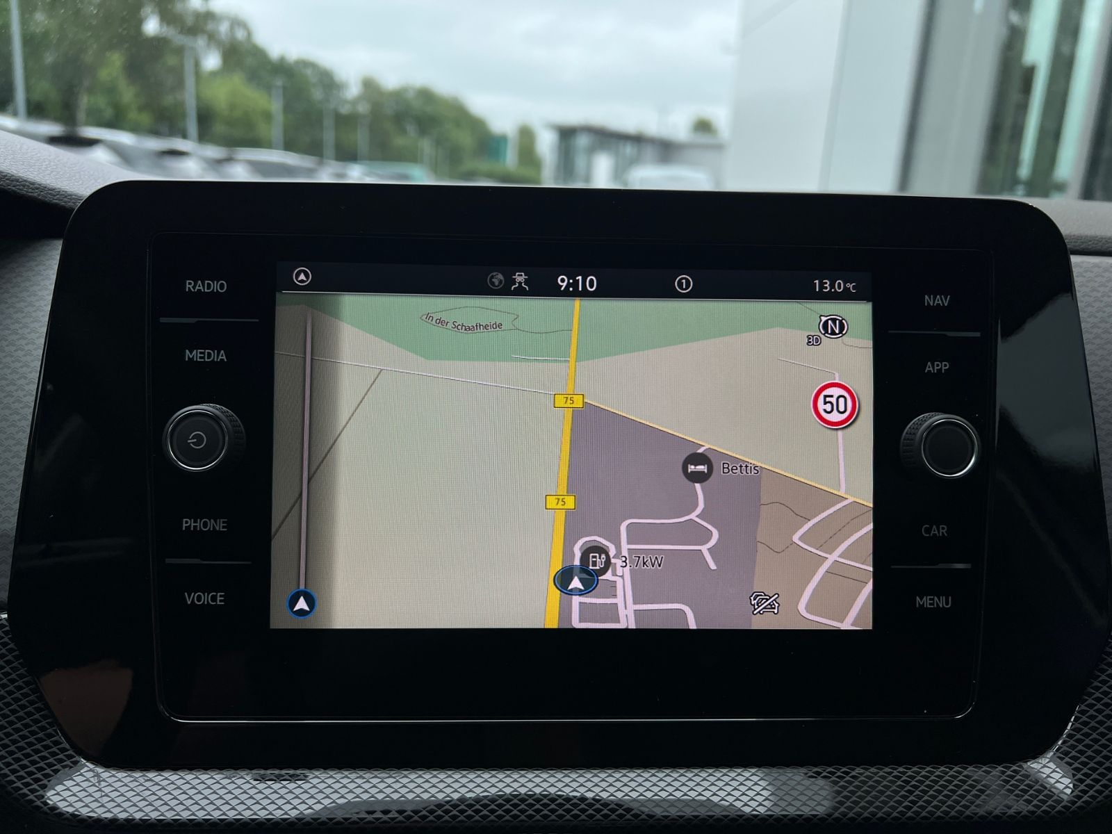 Fahrzeugabbildung Volkswagen T-Cross Life 1.0 l TSI *LED,ACC,Navi,Kamera,16''