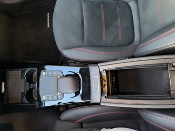 Bild 18 Mercedes-Benz CLA 180 AMG Line Night MBUX Kamera Ambiente Ligh