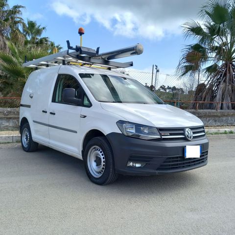 Volkswagen caddy 2019 4x4 super allestito