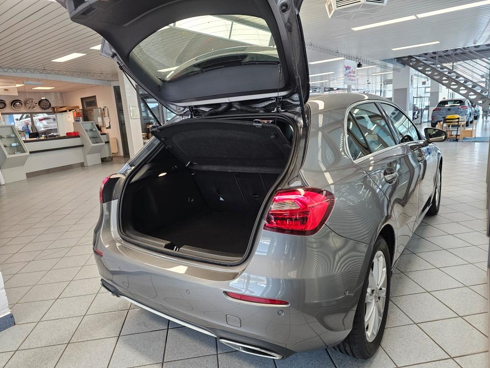 Mercedes-Benz A-Class Progressive Parksystem,Sitzheizung,Navi, миниатюра 3