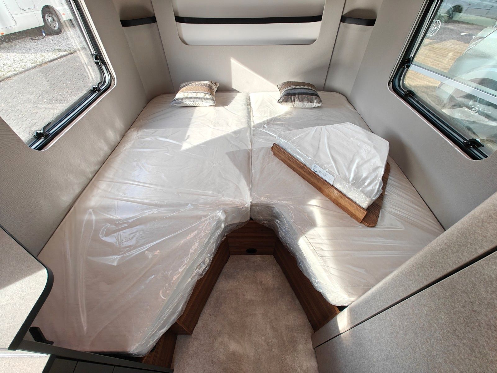 Fahrzeugabbildung HYMER / ERIBA / HYMERCAR Novaline 442 - MESSE-NEUHEIT 2026! -