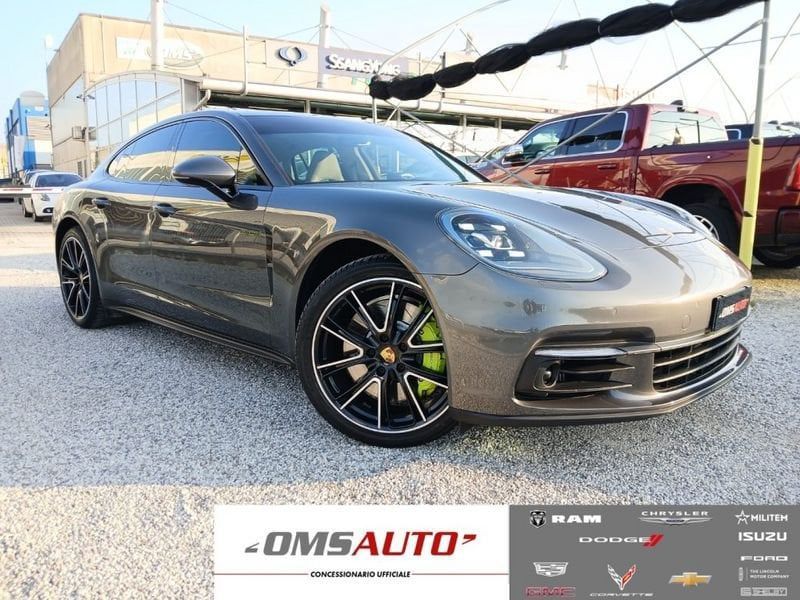 Image of Porsche Panamera