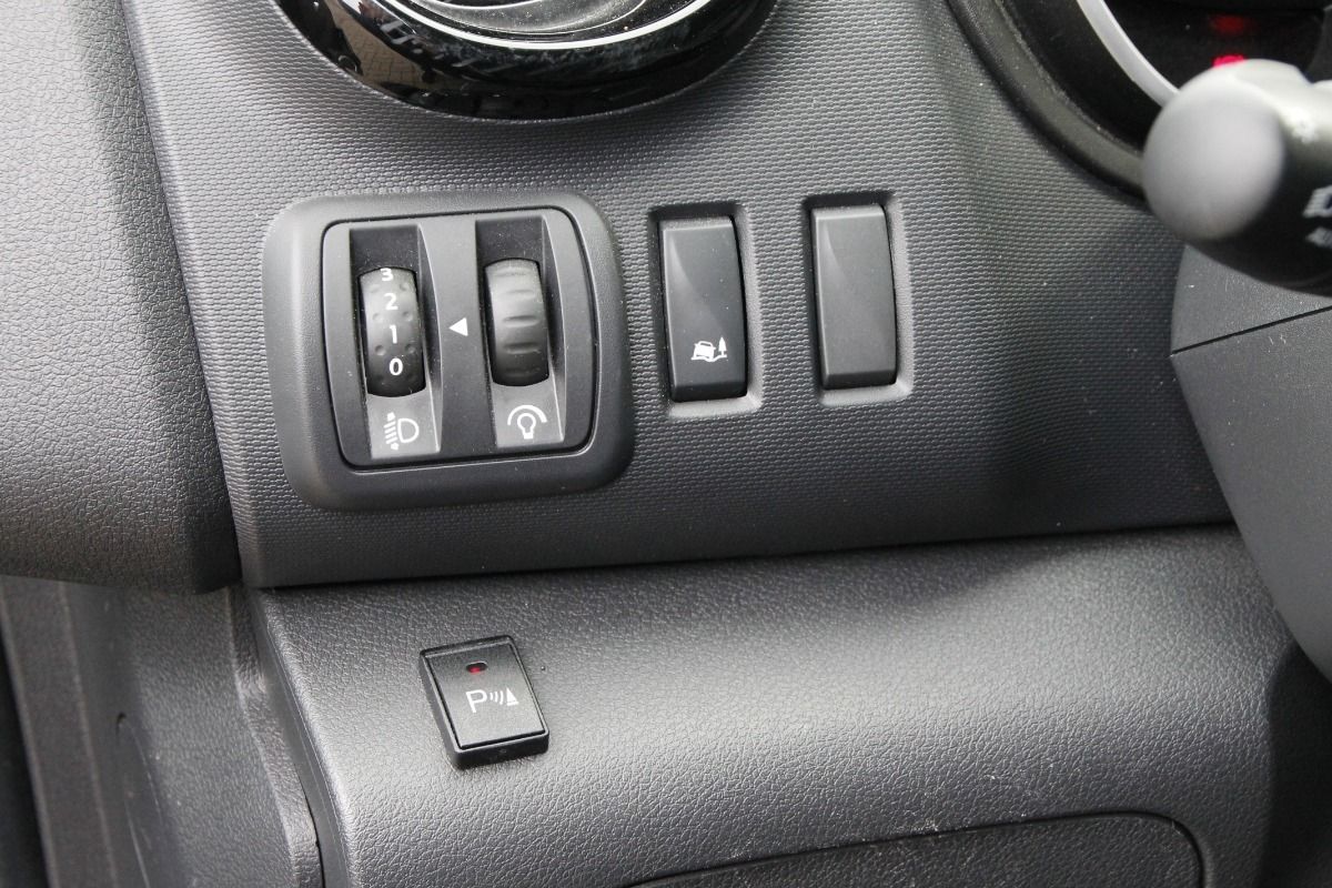 Fahrzeugabbildung Renault Trafic Combi L1H1 SpaceClass