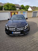Mercedes-Benz GLA 200 - AMG - Mercedes-Benz GLA 200 aus 2020