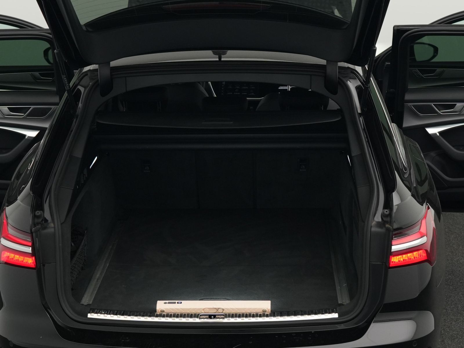 Audi S6 - Bild 15