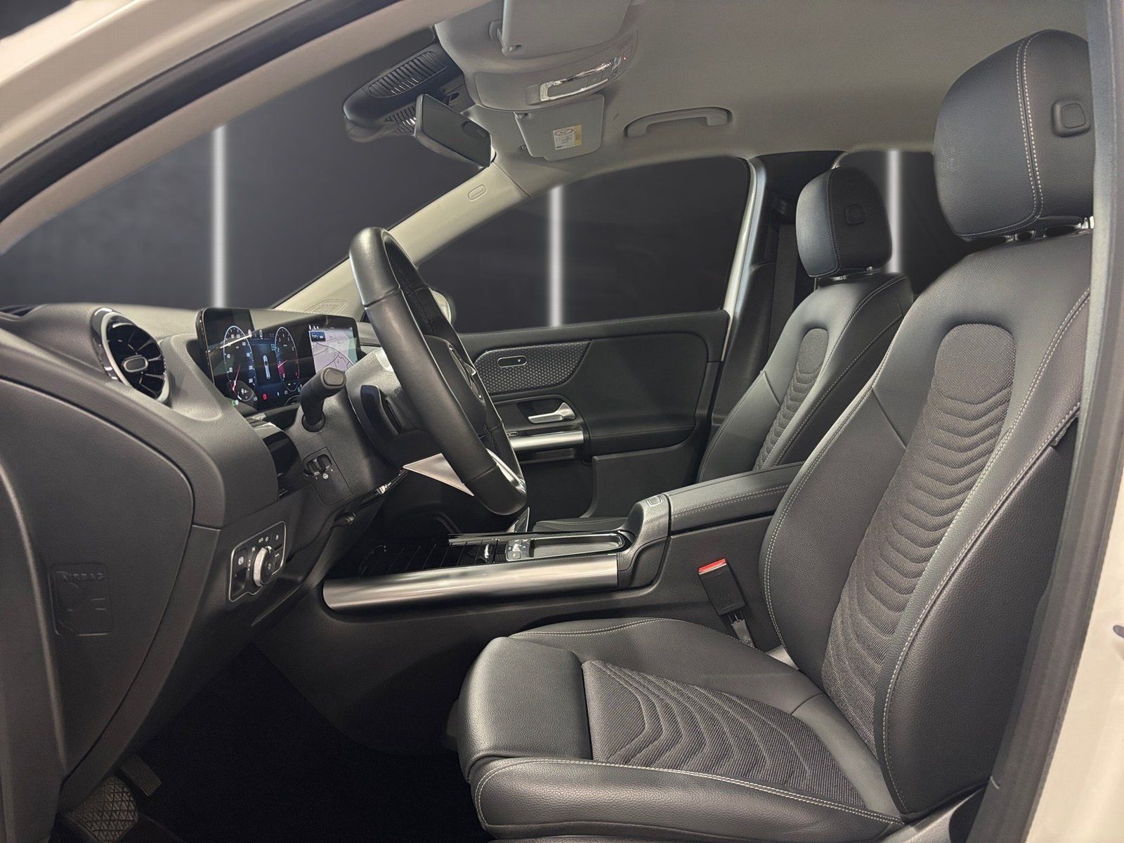 Fahrzeugabbildung Mercedes-Benz GLA 180 Progressive *LED*Kamera*Widescreen*Spur*