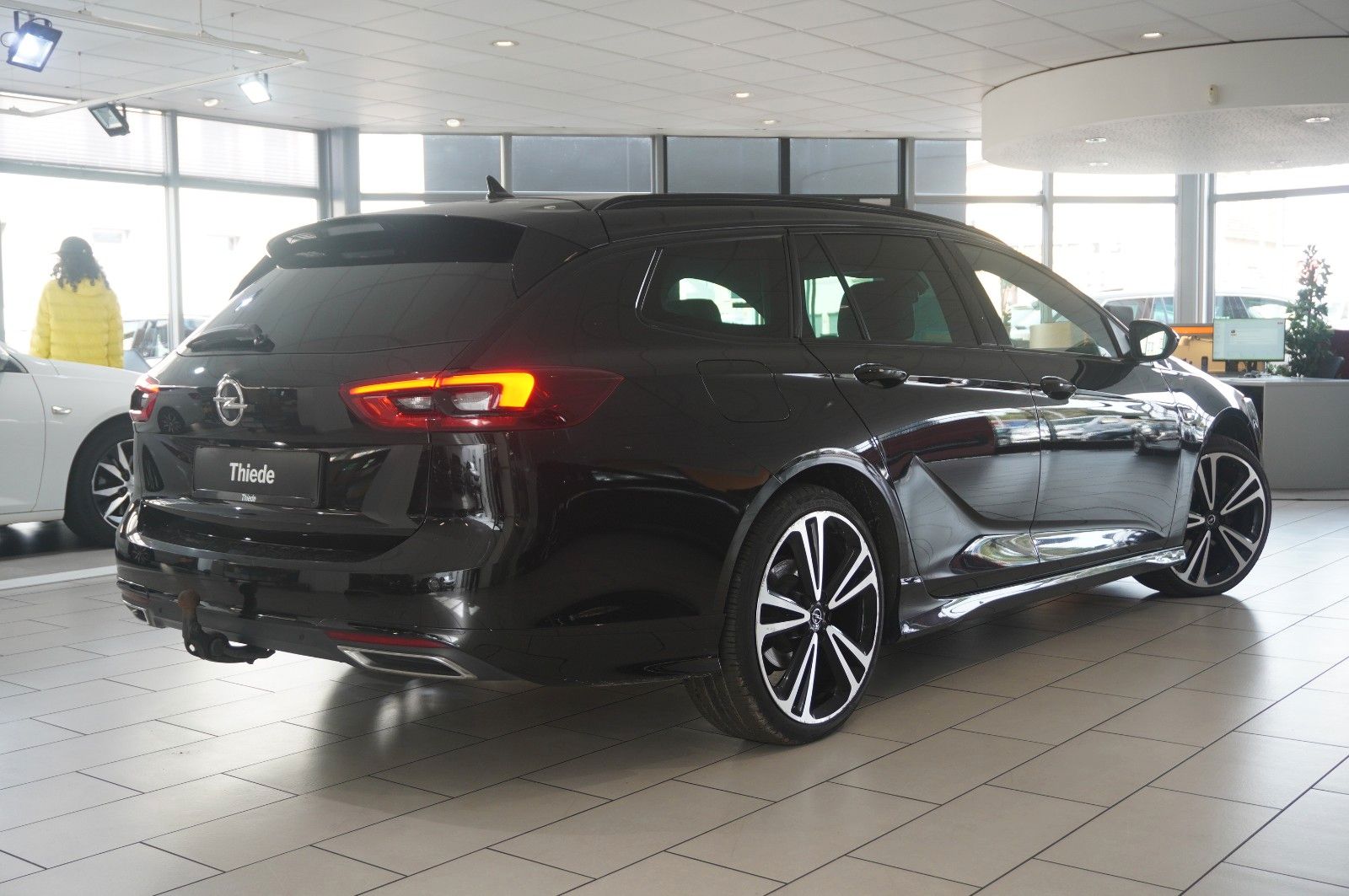 Fahrzeugabbildung Opel Insignia B ST 2.0D ULTIMATE NAVI/LED/KAMERA/AHK
