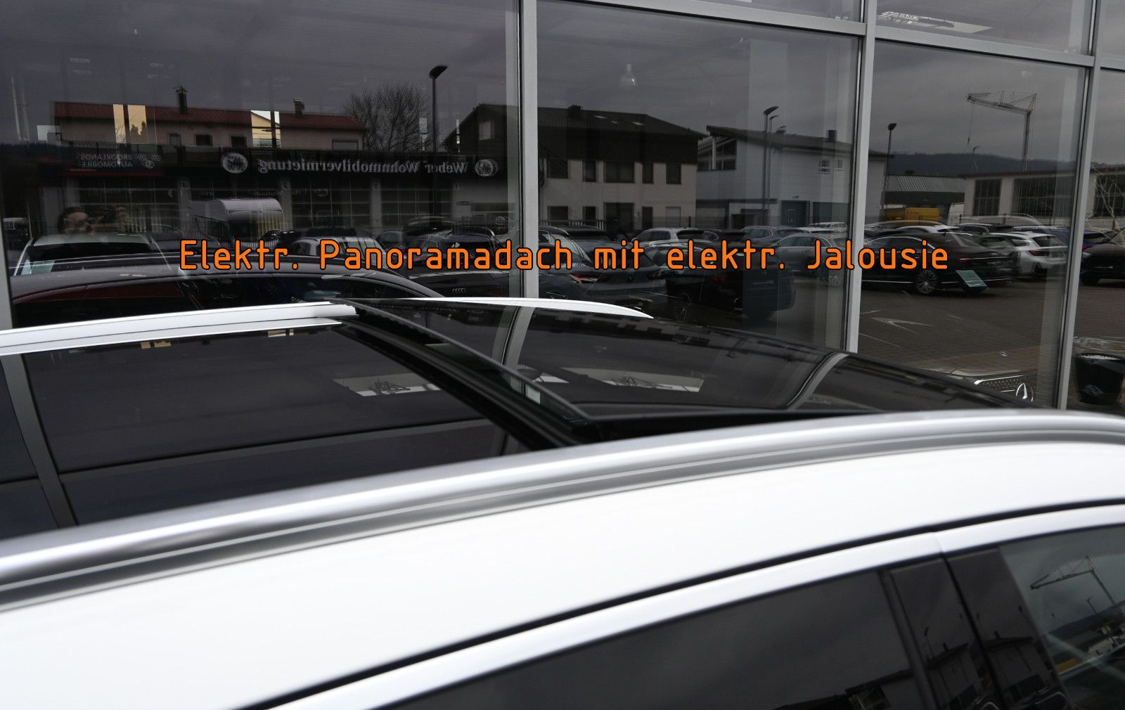 Fahrzeugabbildung Mercedes-Benz GLC 220 d 4M. °ACC°AHK°HUD°MEMO°PANO°STHZG°360°
