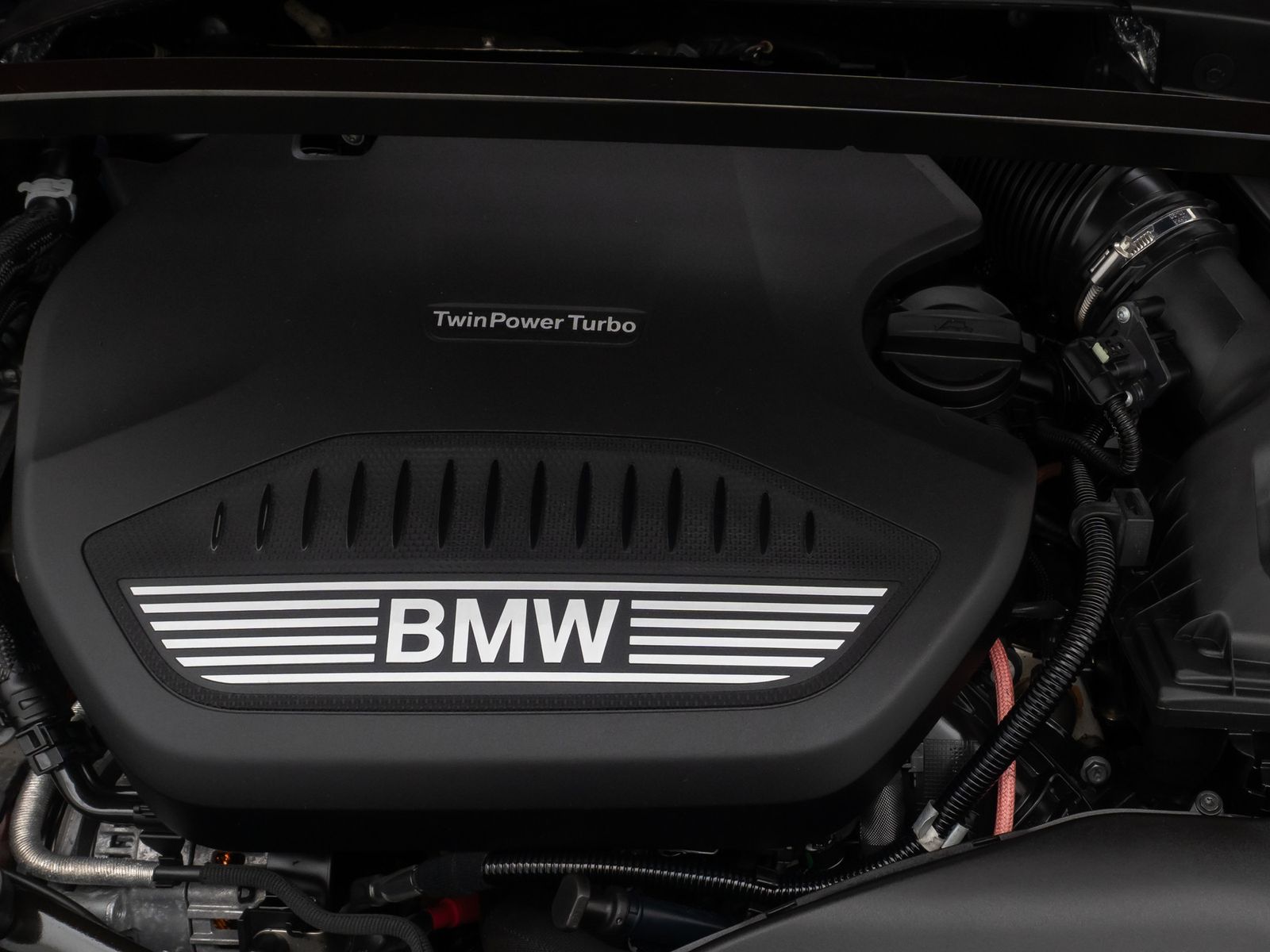 Fahrzeugabbildung BMW 118d SportLine Kamera HUD DAB H/K Stop&Go Komfor
