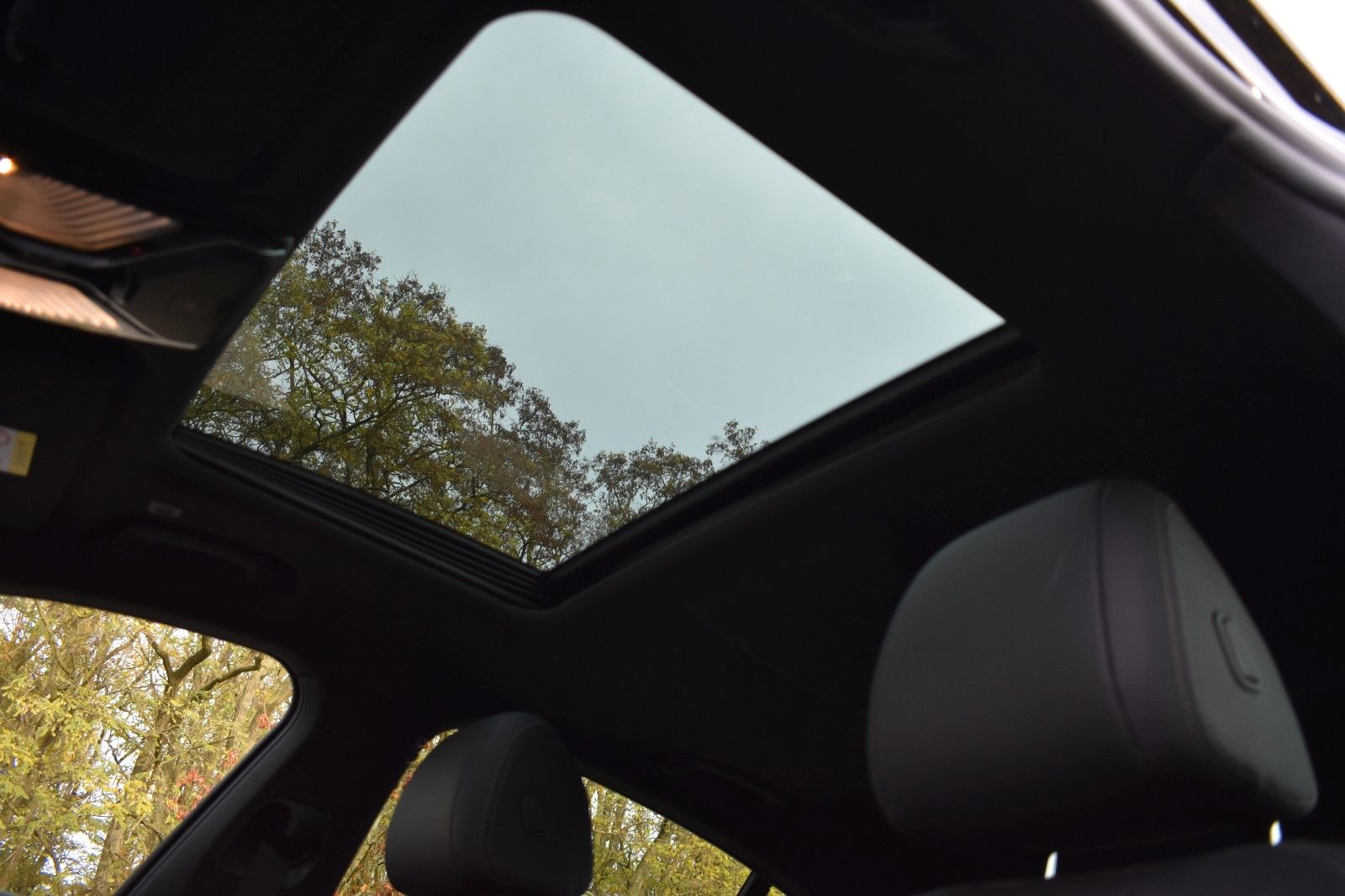 Fahrzeugabbildung BMW 740 d xDrive *STHZ*GD*Soft-C*Mietkauf o.Schufa