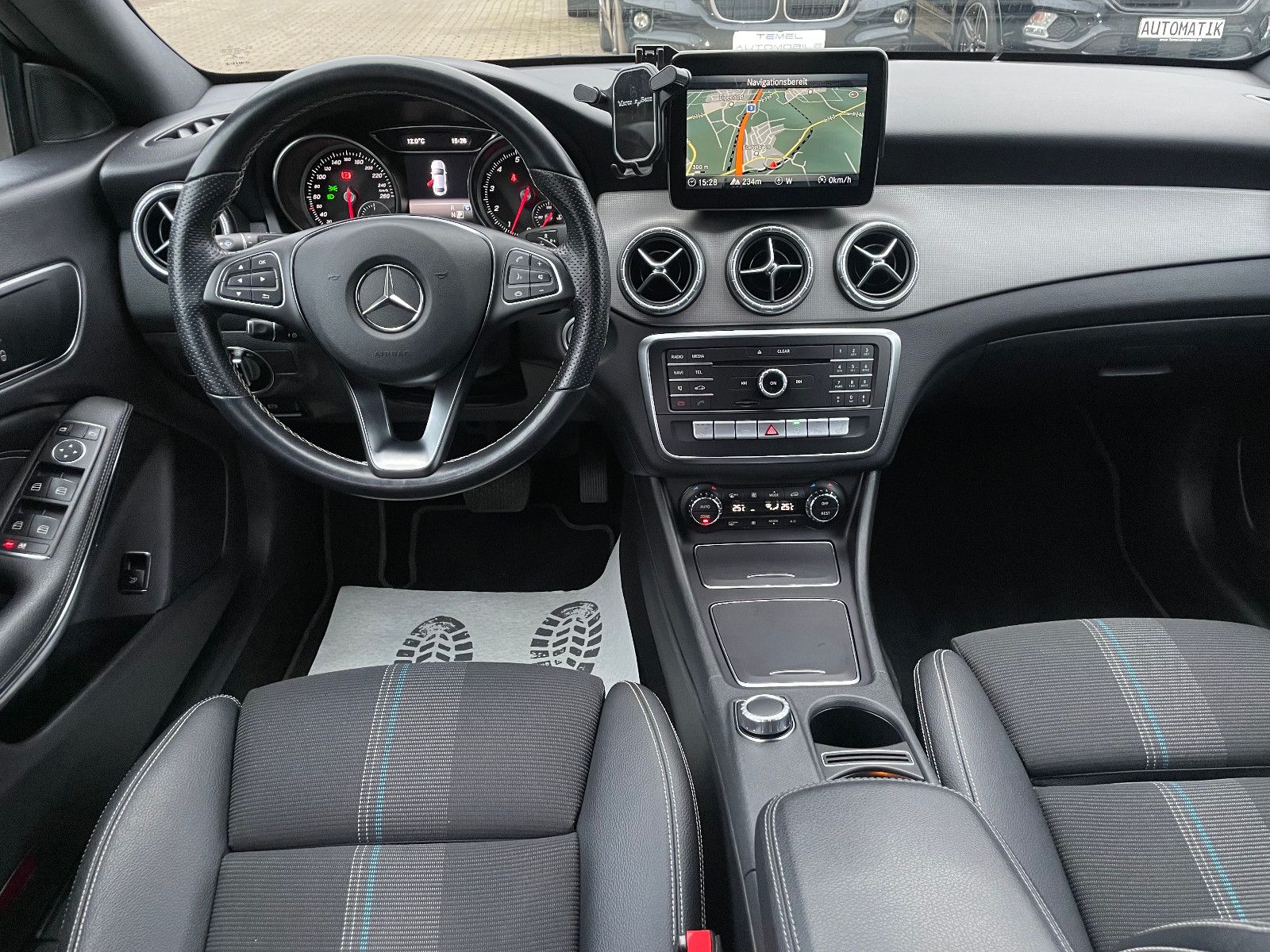 MERCEDES-BENZ CLA 200, 2019, Benzin, 156 PS