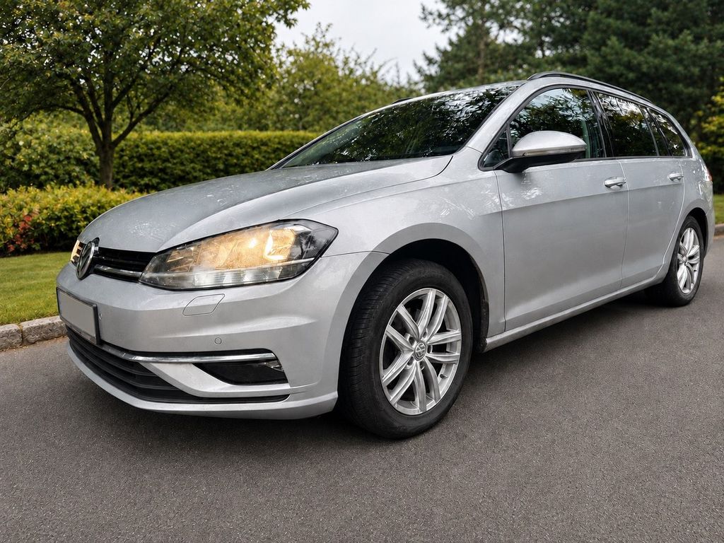 Image of Volkswagen Golf