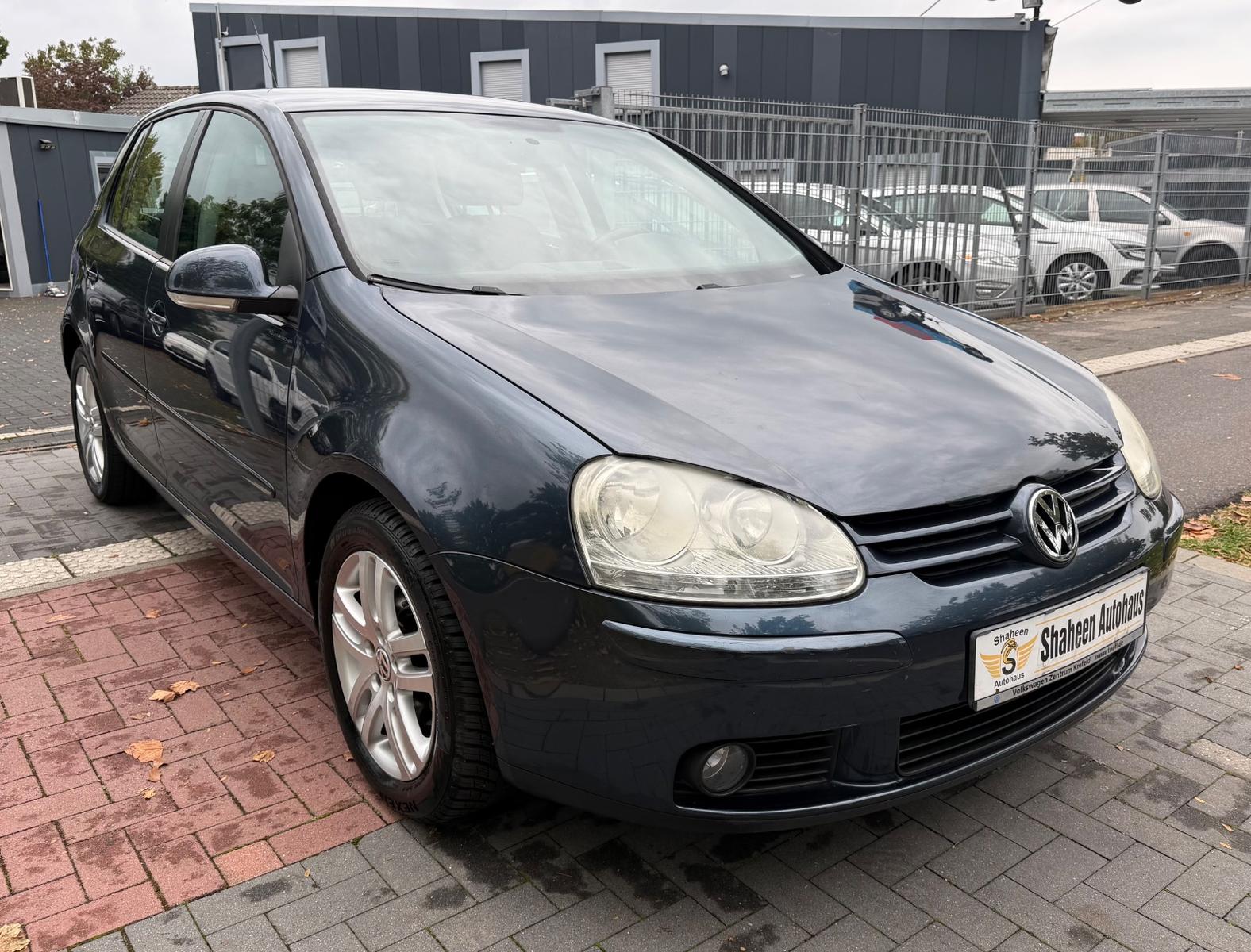 Volkswagen Golf V Lim. Tour