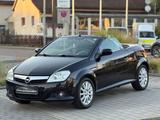 Opel Tigra Twin Top Edition *1.Hand*Cabrio*Klima* - Opel Tigra: Cab