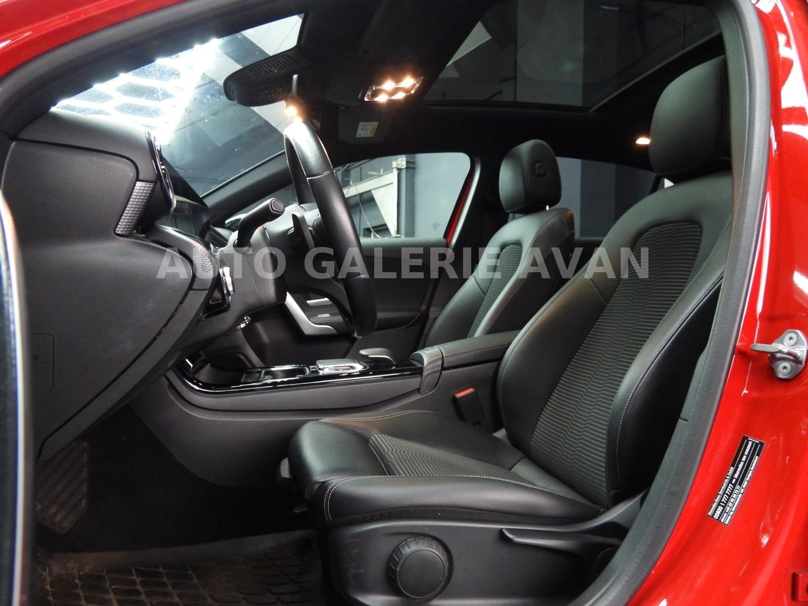 Mercedes-Benz A 200 foto 10