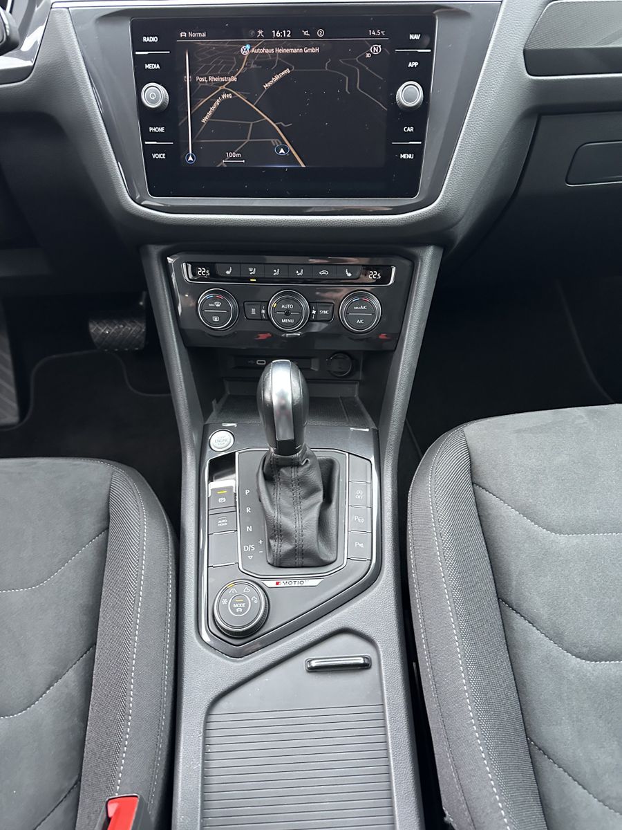Fahrzeugabbildung Volkswagen Tiguan Allspace 4M R-Line HL NAV+LED+AHK+19ZOLL