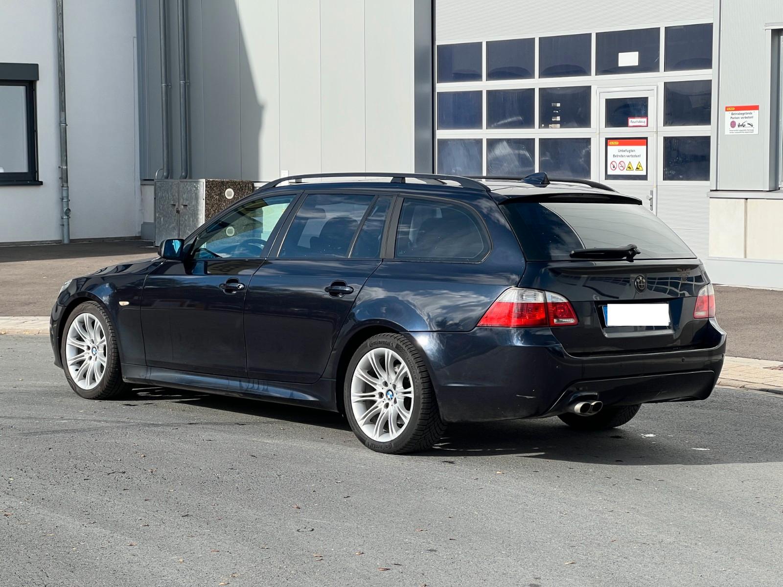 BMW 525 2005 — interior