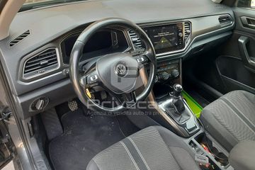 Volkswagen T-Roc - 9