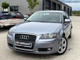 Audi A3 2.0 FSI Sportback Attraction / SHZ / PDC / 17 - Audi A3 aus 2004: 2.0