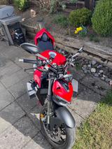 Ducati Streetfighter V2 - DUCATI STREETFIGHTER