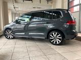 Volkswagen Touran 2.0 TDI R-Line Highl. DSG Panorama Virtua - Wasserstoff: Van