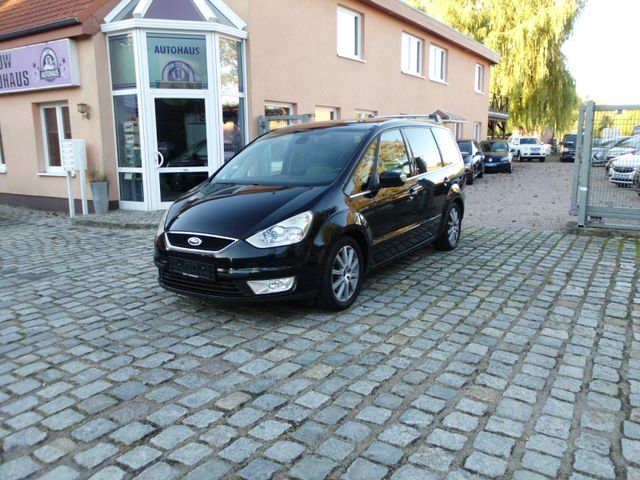 Ford Galaxy Ghia Vollleder