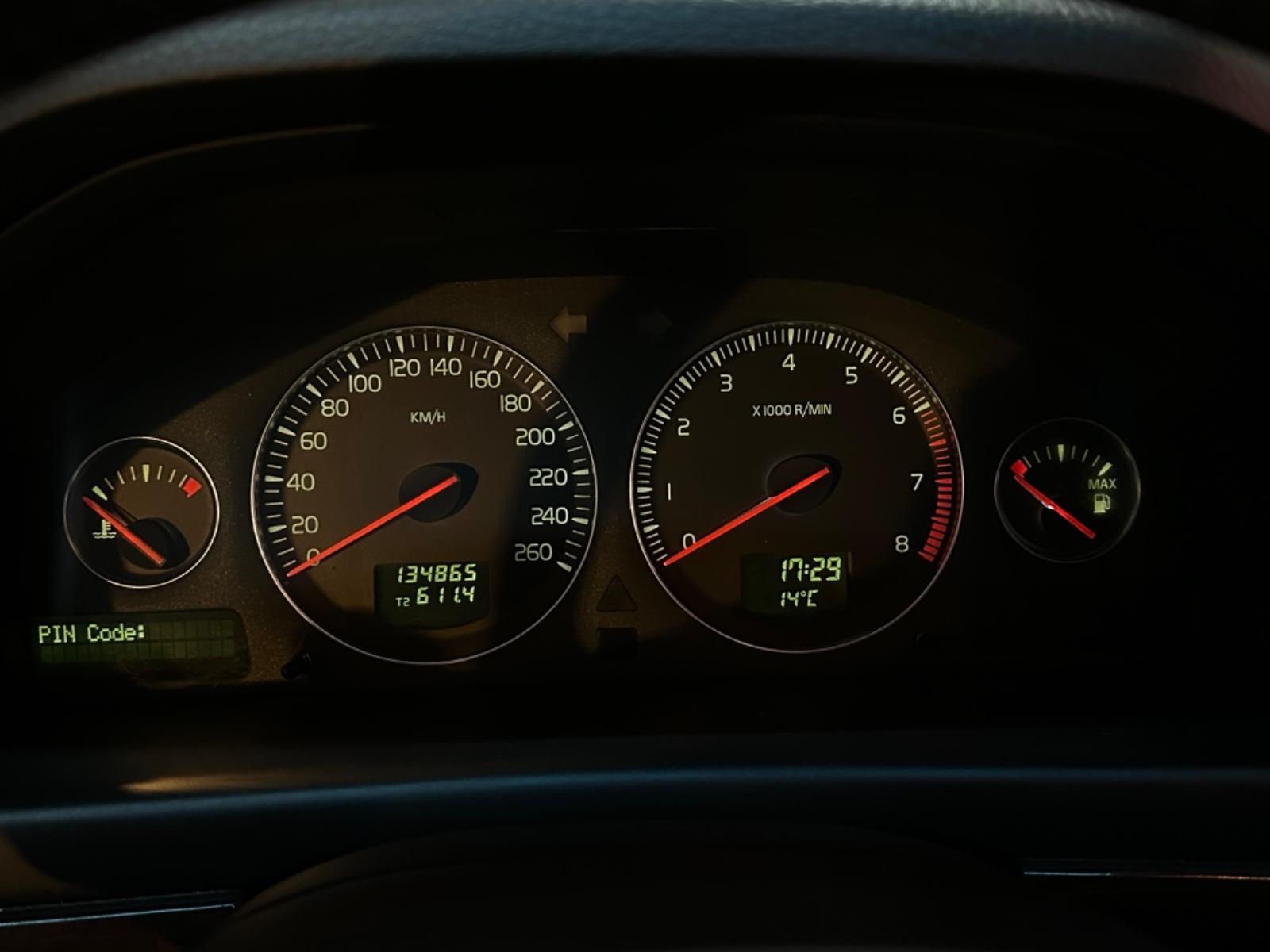 Volvo S80 2.4 5 cylindres 170 ch – BVA – Cuir – Xenon – 134 865 km