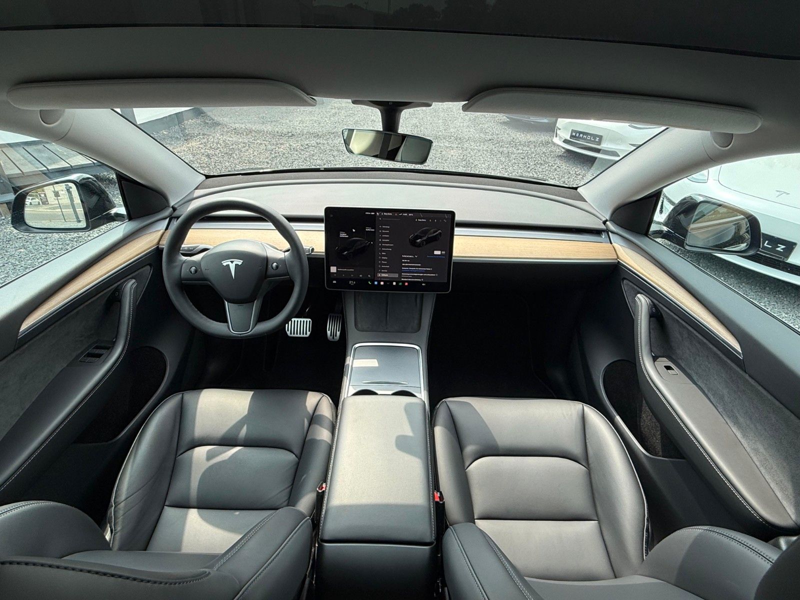 Tesla Model Y Long Range AWD Ryzen AHK 1.Hand MwSt. foto 9
