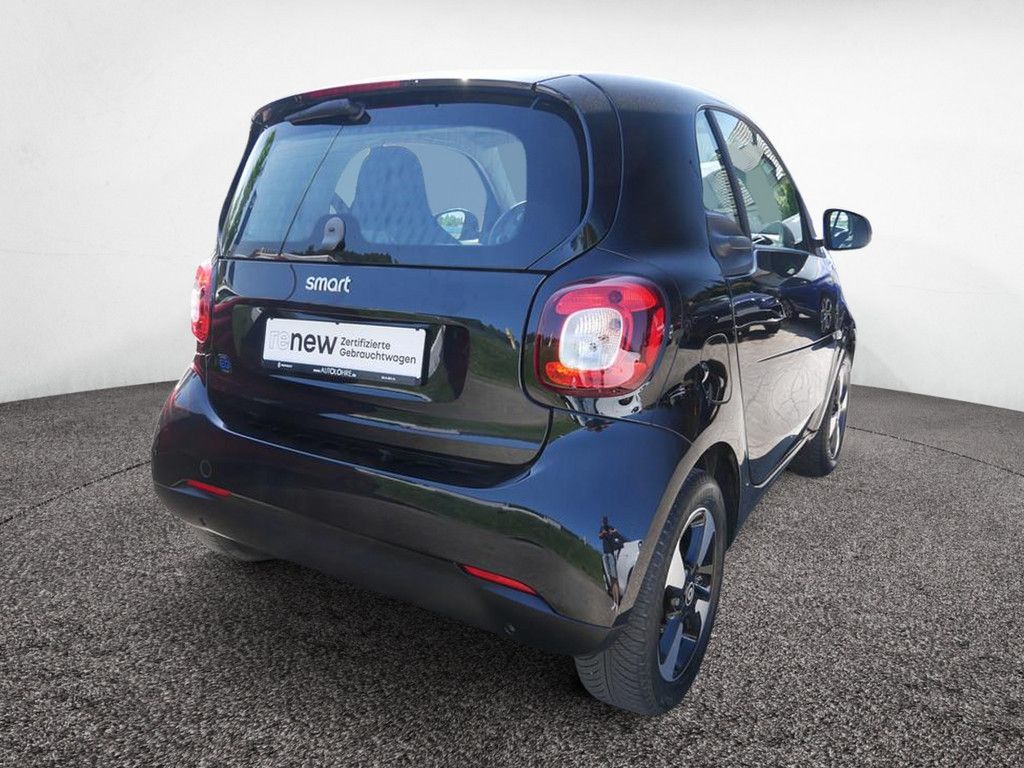 Fahrzeugabbildung Smart fortwo EQ KLIMAAUTOMATIK SITZHEIZUNG