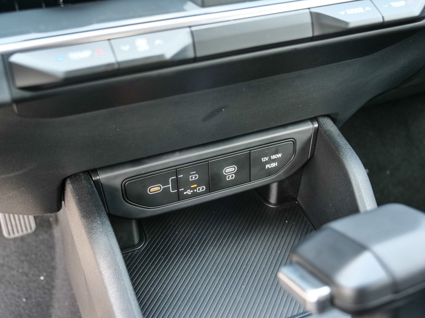 Kia K4 - Bild 17