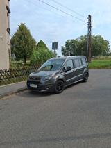 Ford Tourneo Connect 1.5 TDCi 88kW  - Ford Tourneo Connect: 1.8