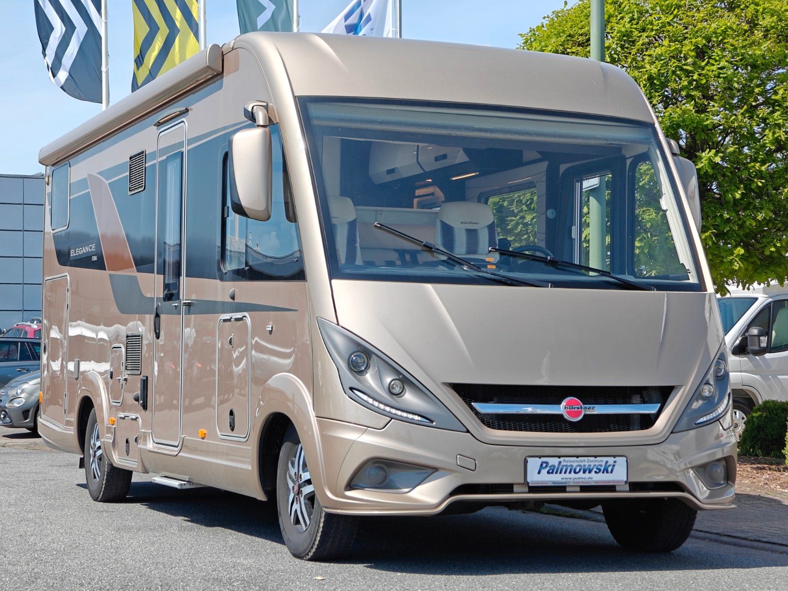 Fahrzeugabbildung Bürstner Elegance I 728 G - 150PS, SAT, TV, Navi, 2x AGM