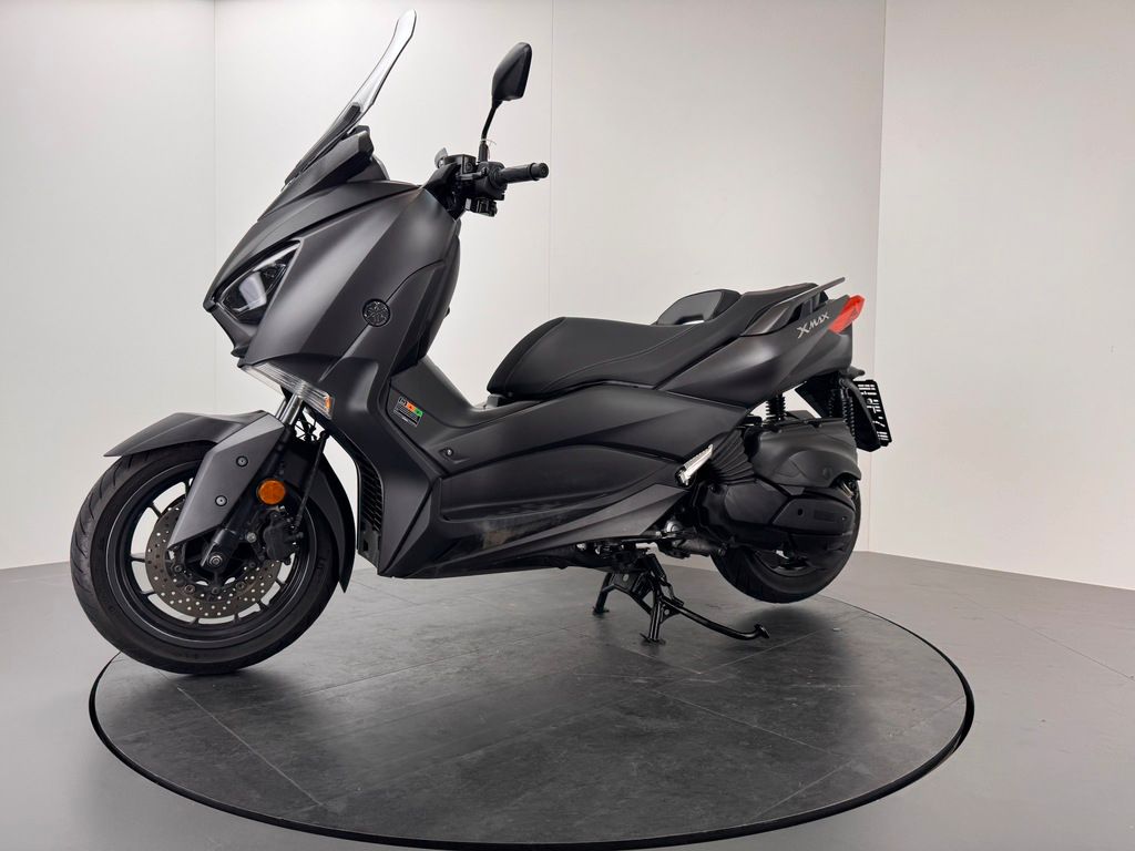 Fahrzeugabbildung Yamaha X MAX 400 *SERVICE NEU *1. HAND