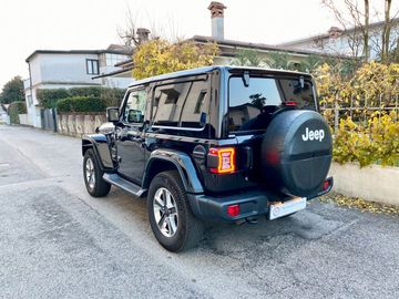 Jeep Wrangler - 4