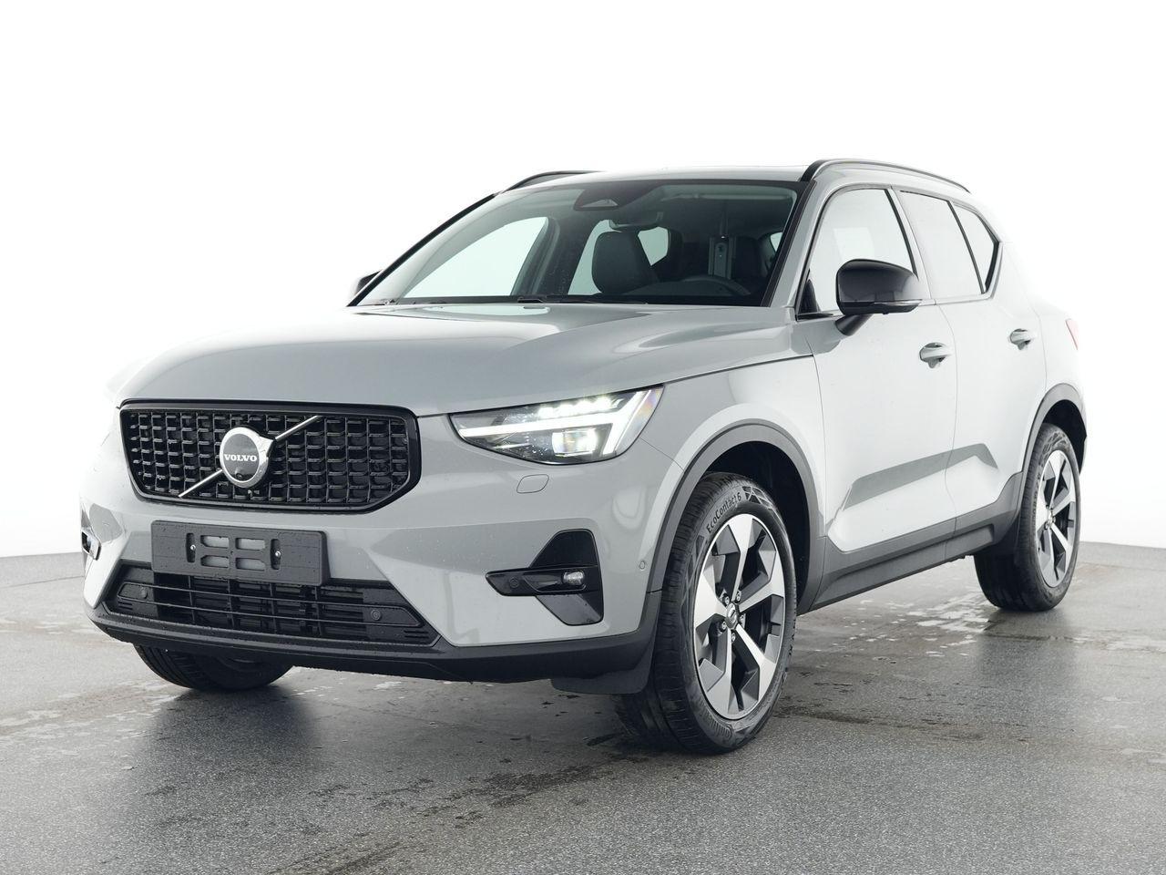 Volvo XC40 B3 Ultra Dark