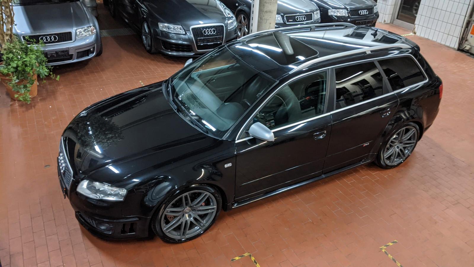 Audi RS4 Avant 4.2 FSI Quattro -NAVI MMI-BEDI NEU-TÜV