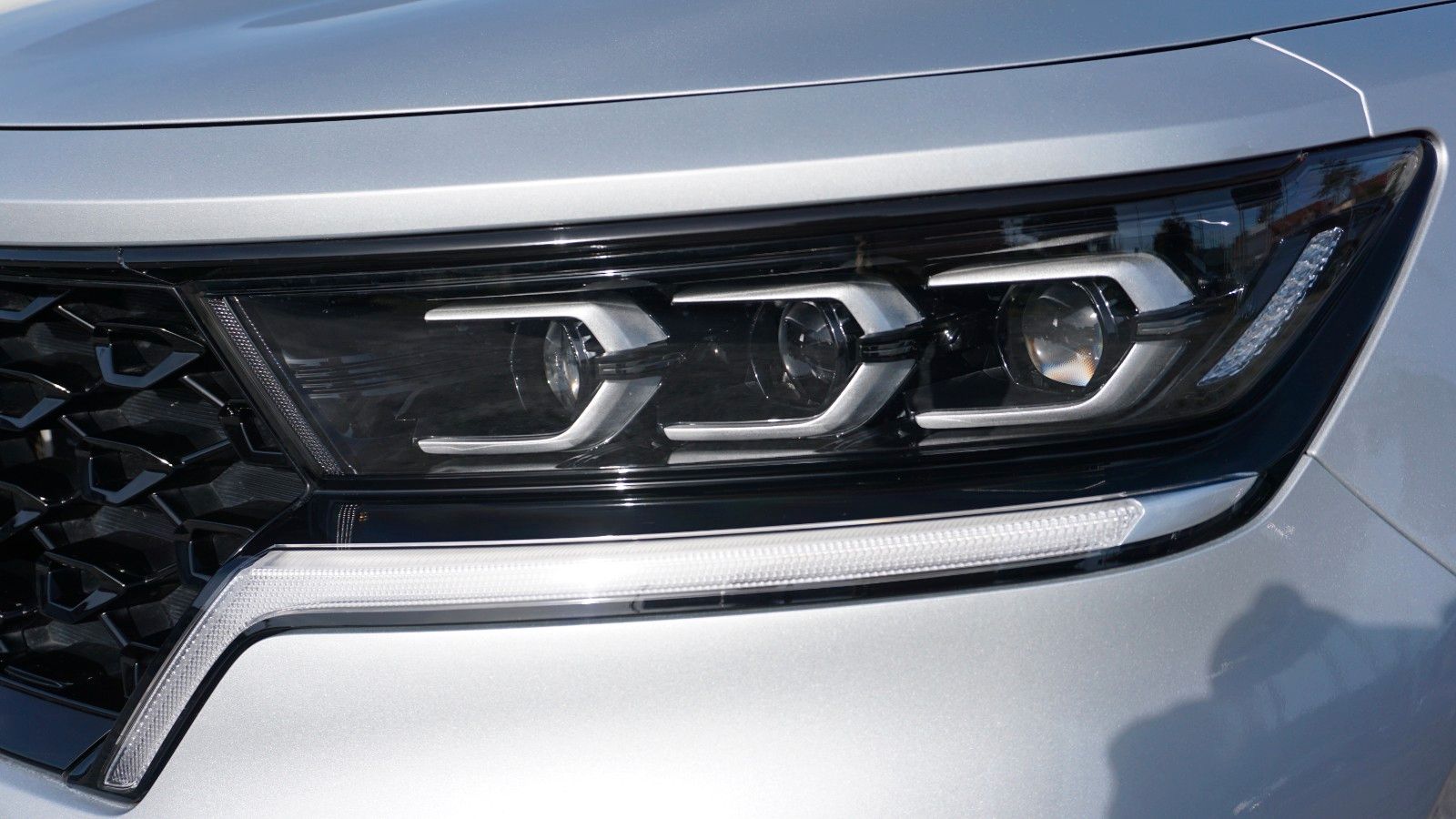 Fahrzeugabbildung Kia Sorento Platinum 4WD,Pano,Kamera,Navi,Leder,Bose