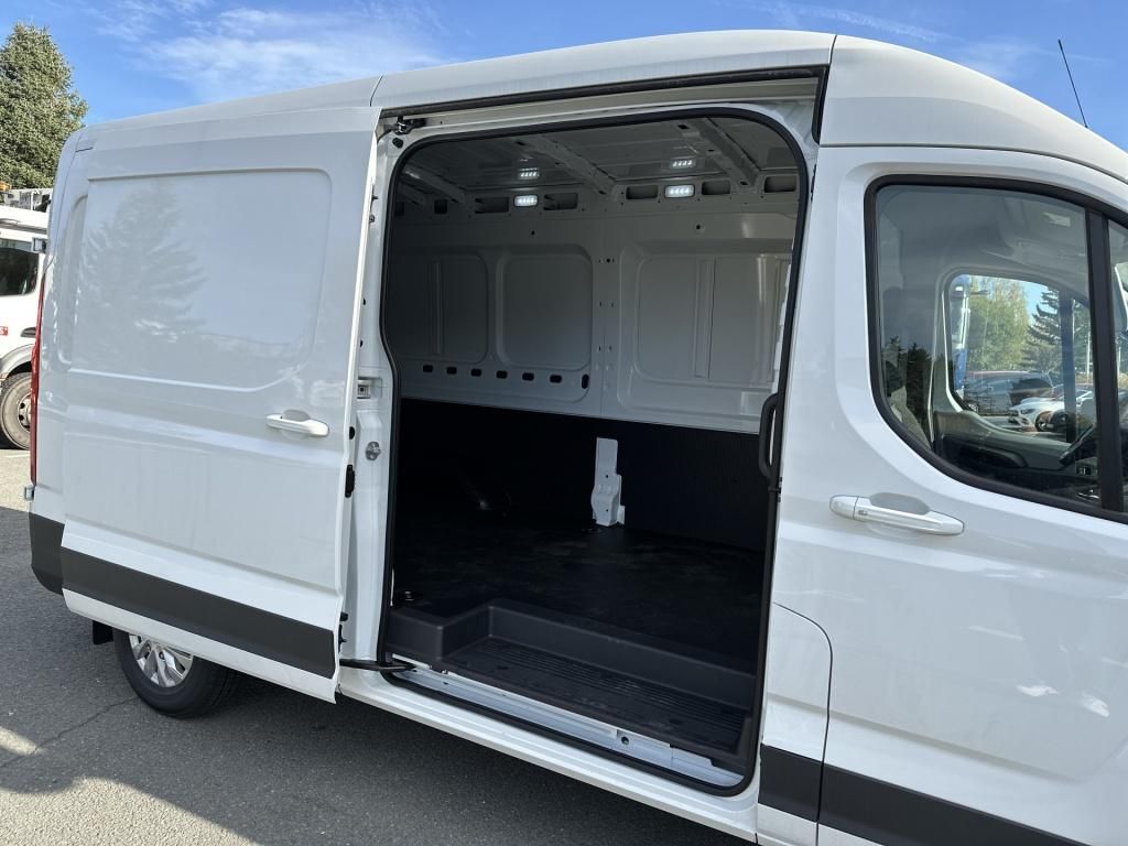 Fahrzeugabbildung Maxus eDeliver9 Panel Van L3H2 MJ22 72kWh *SpurW*PDC