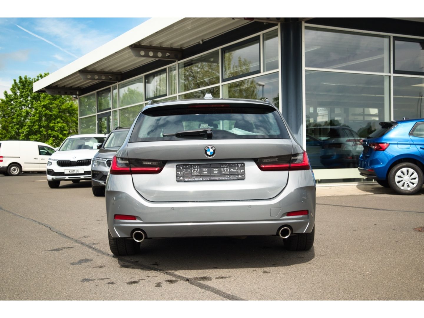 BMW 318 d Touring Navi LED ACC SHz DAB Apple CP foto 9