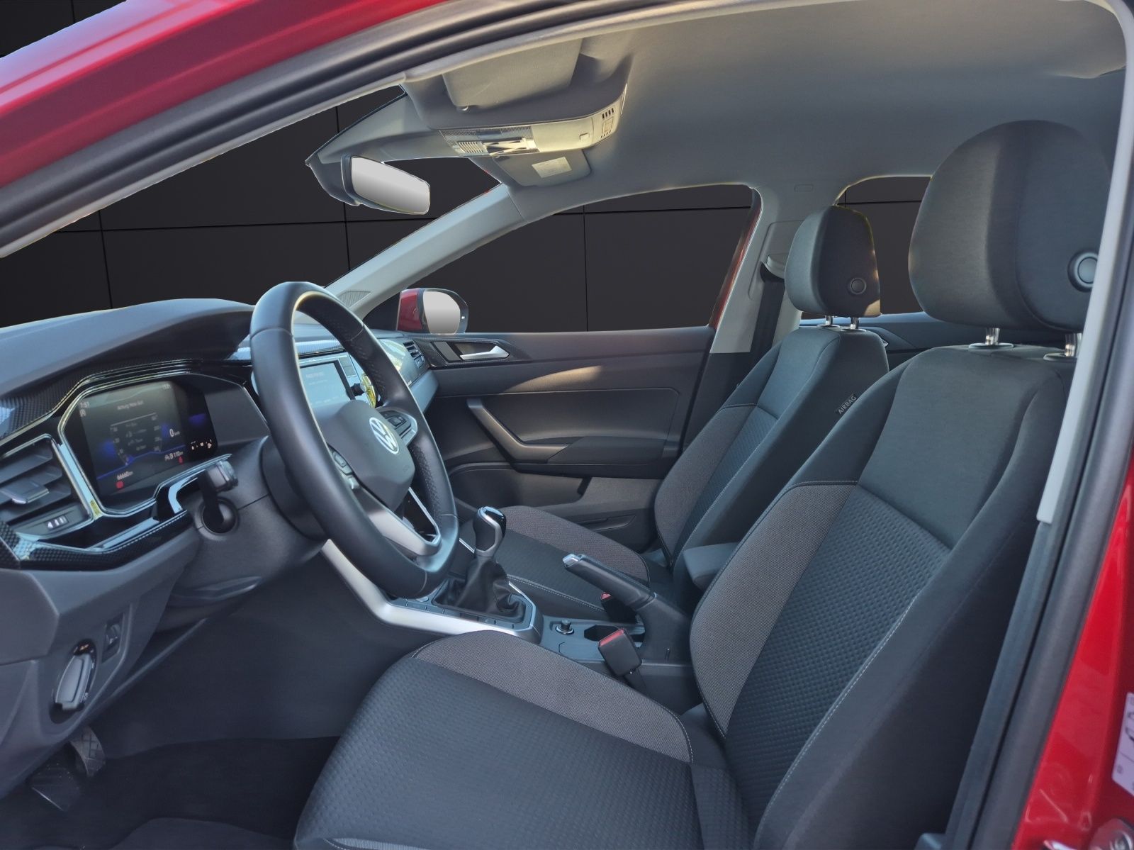 Fahrzeugabbildung Volkswagen Taigo TSI Life LED AID ACC RFK SH LM