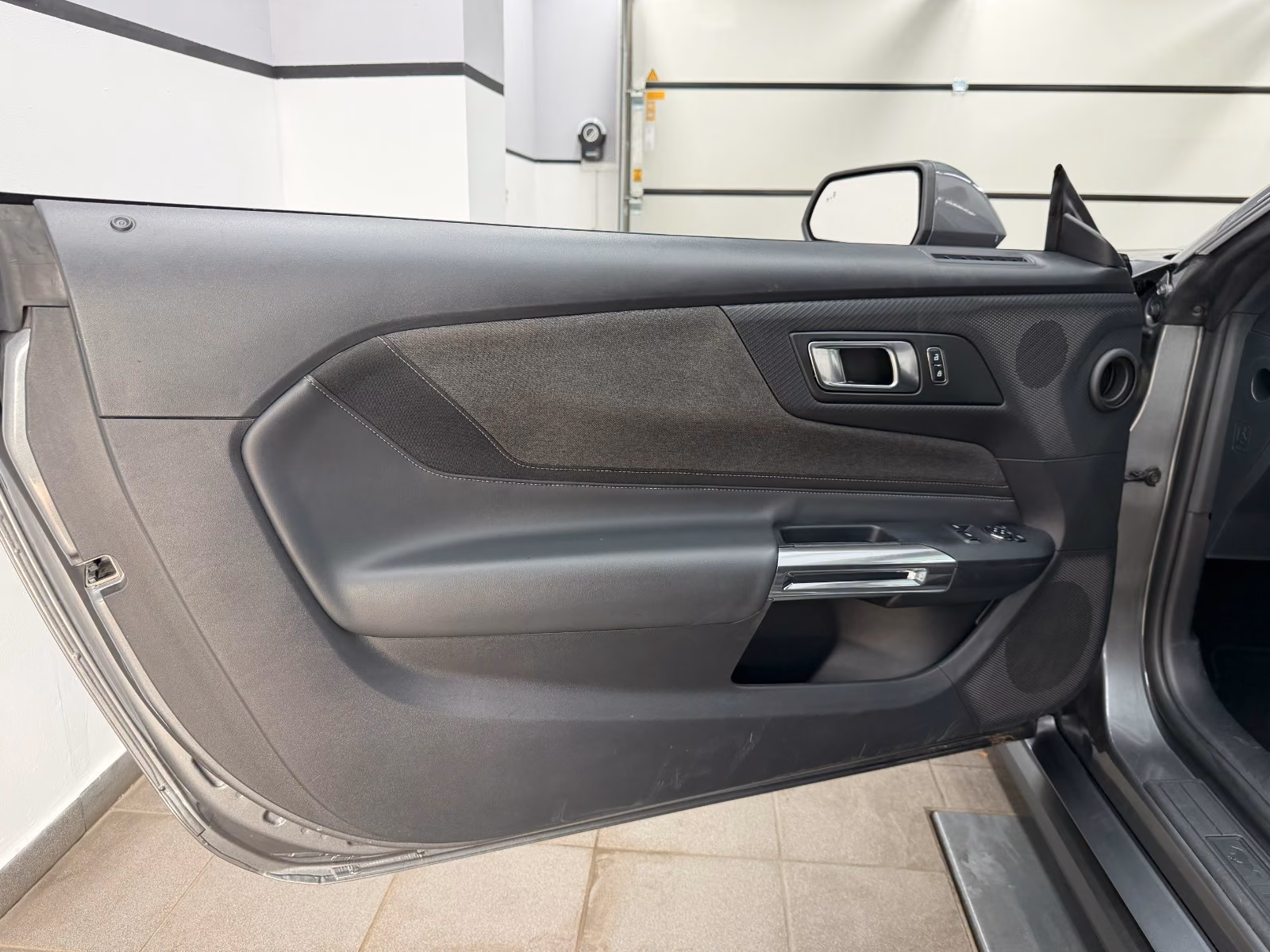 Ford Mustang Eco 2.3 Carbonized Grey/Duplex AGA/Perfo, миниатюра 21