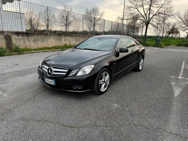 Mercedes-Benz Mercedes-benz E 220 E 220 CDI Coupé BlueEFFICIEN