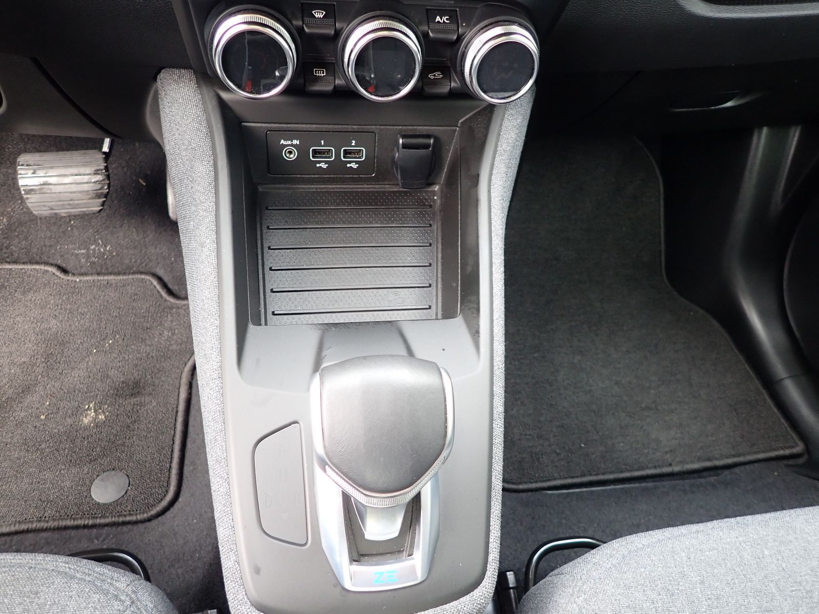 Fahrzeugabbildung Renault ZOE Z.E.50 R110 EXPERIENCE/INKL.BATTERIE/CCS/RFK