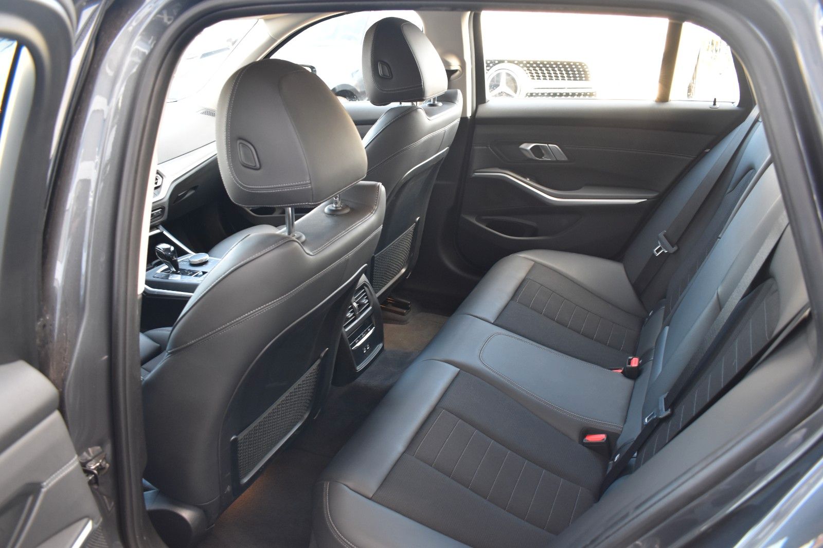 BMW 320 d Touring Advantage*HEAD-UP*LED*NAVI*T-LEDER foto 13