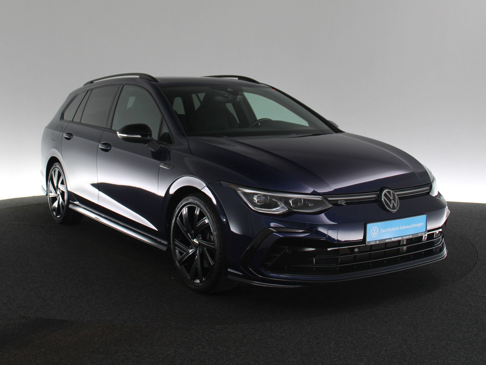 Volkswagen Golf VIII 2.0 TSI R-Line AHK PANO LED ACC NAVI foto 3