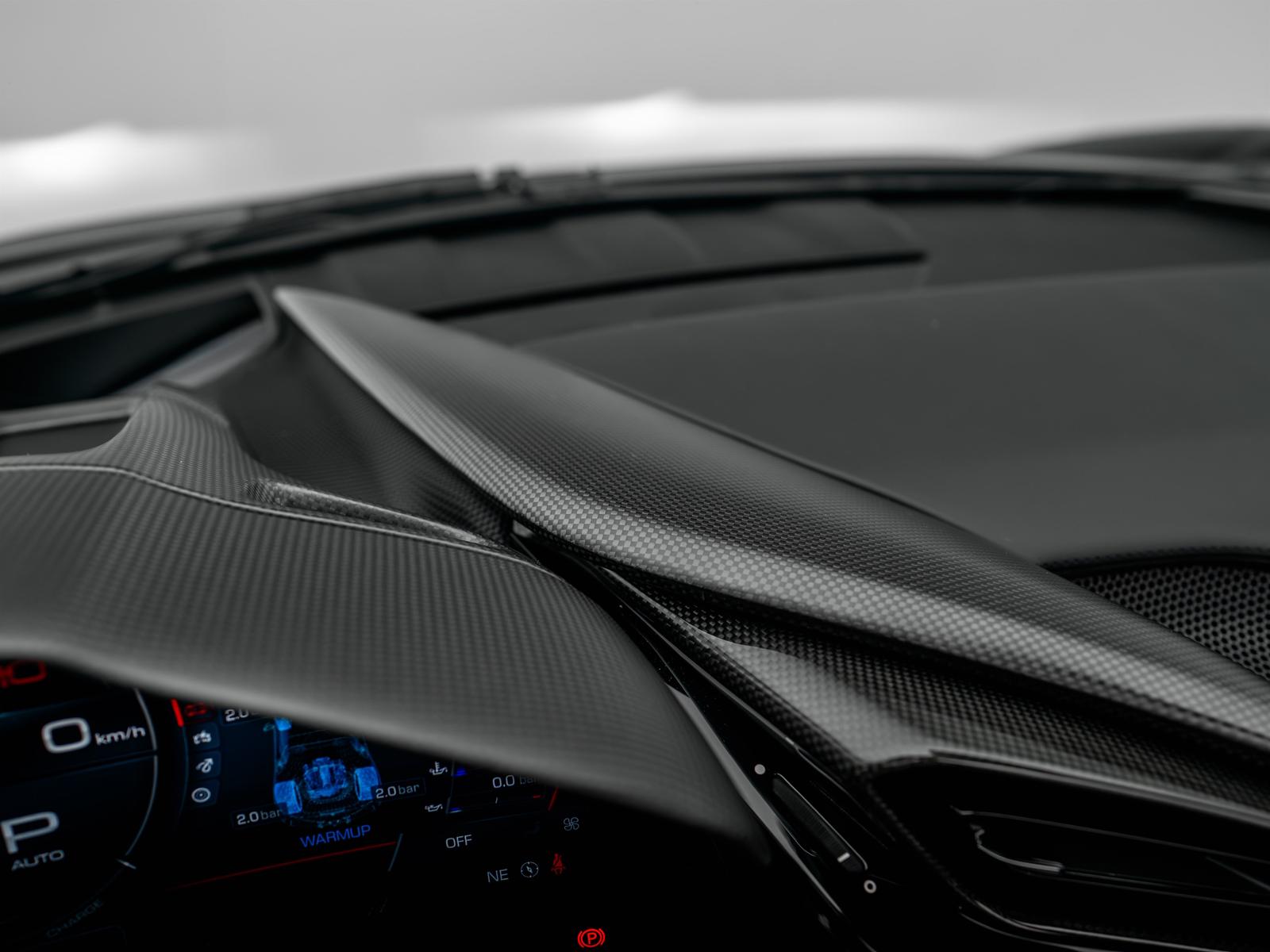 Ferrari SF90 Spider NERO OPACO - FERRARI HAMBURG