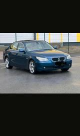 Volkswagen BMW 520i E60 - Volkswagen Bora in Duisburg