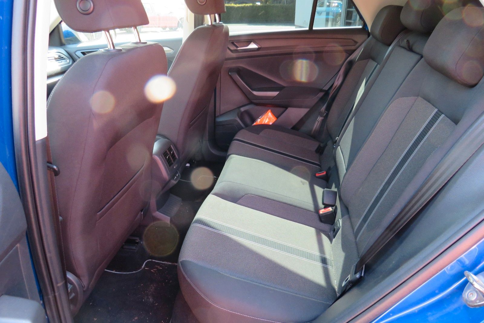 Fahrzeugabbildung Volkswagen T-Roc Style ACC KAMERA SITZH. KEYLESS PDC APP 1H